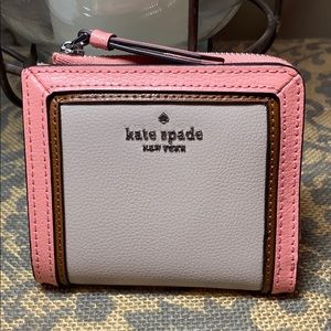 Kate Spade Patterson Drive wallet peach beige